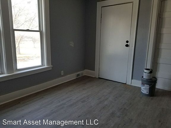 2nd image of 1339 W McKinley Ave