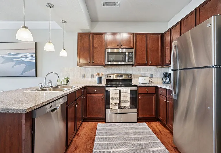 LangTree Lake Norman — Photo 1