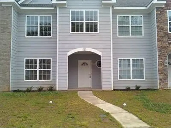 157 Nizzear Ln, Carrollton, GA 30117