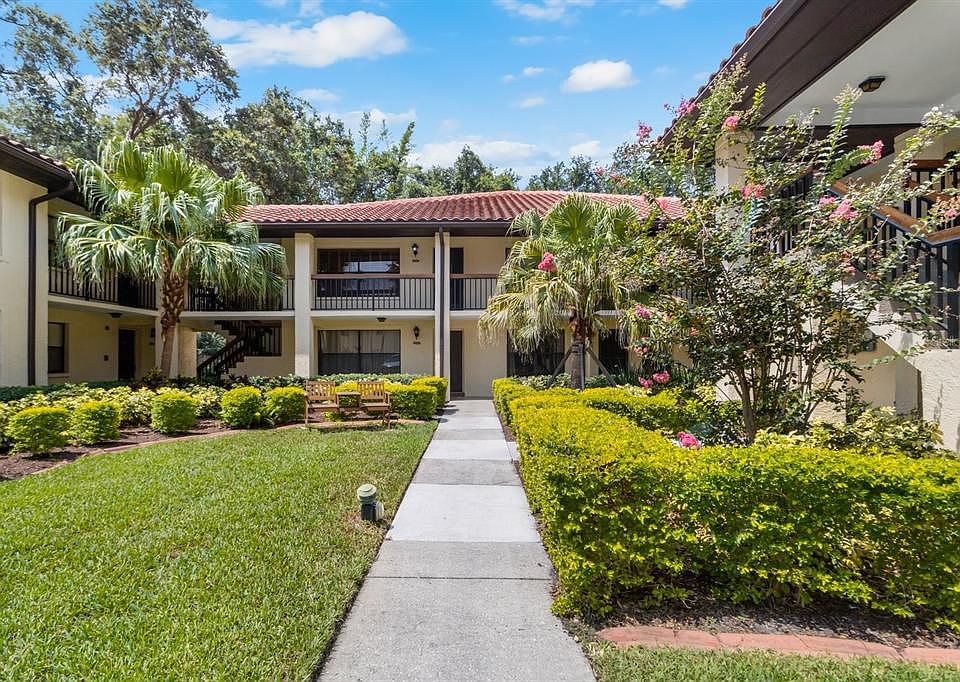1st image of 2810 Hammock Ct #2810