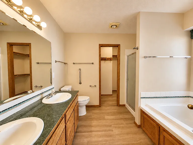3919 S Dearborn St — Photo 13