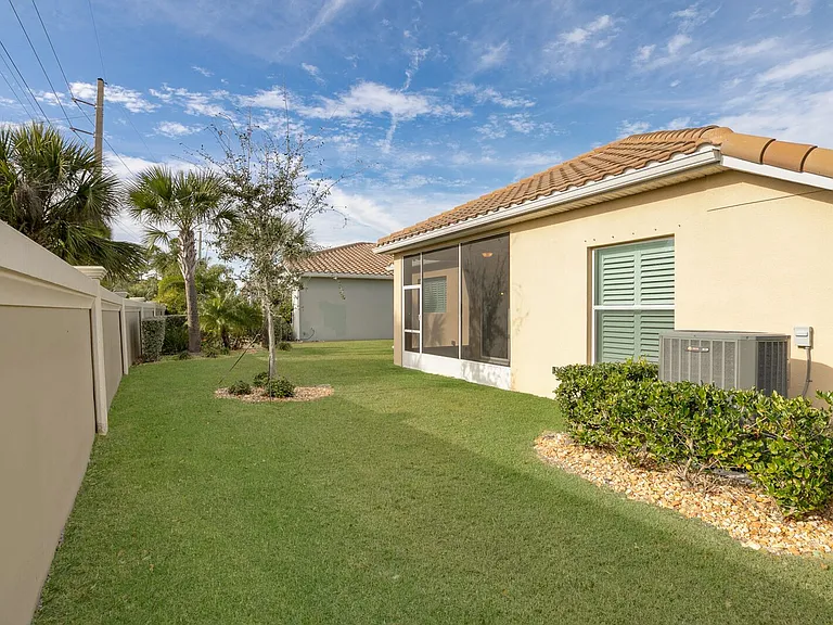 3699 Poseidon Way — Photo 26