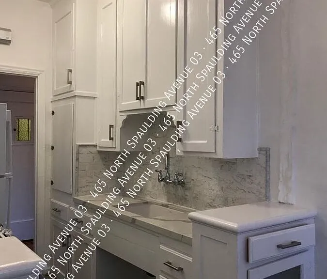 465 N Spaulding Ave #3 — Photo 3