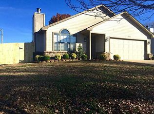 1922 Timber Oaks Ln, Van Buren, AR 72956