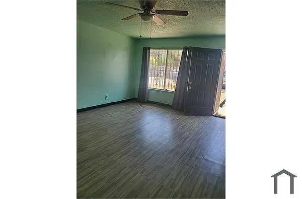 1467 A St APT 102 photo 1