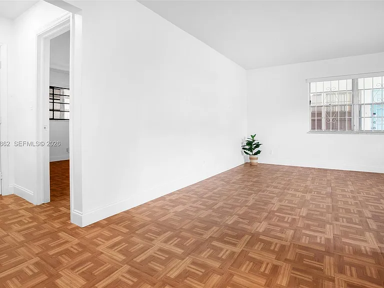 1836 Arthur St #9 — Photo 7