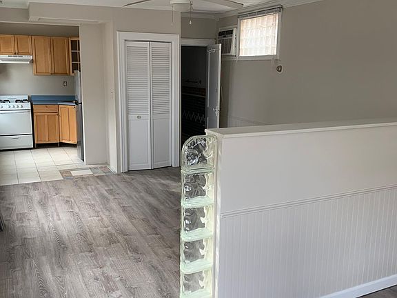 4th image of 9 Georgia Ave