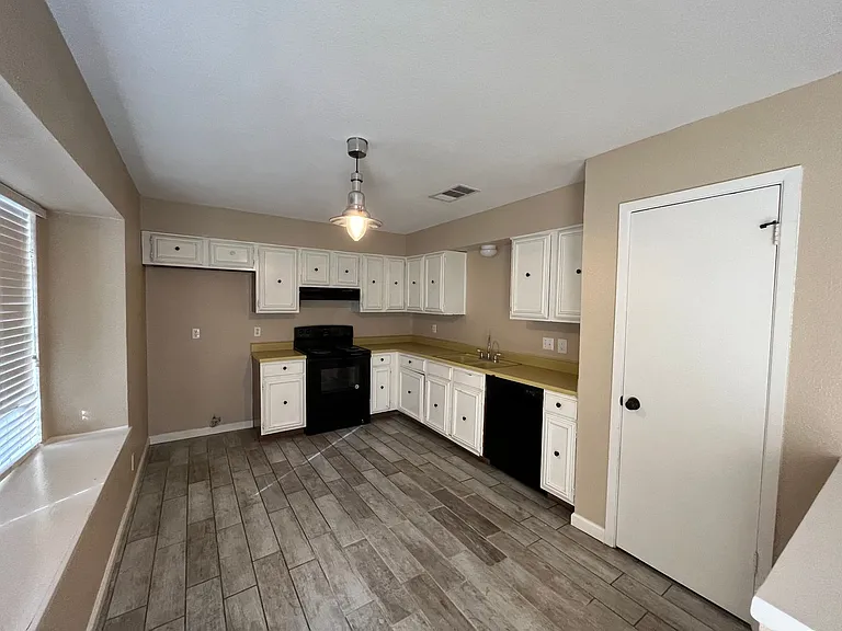 6522 Ridge Willow Dr — Photo 11
