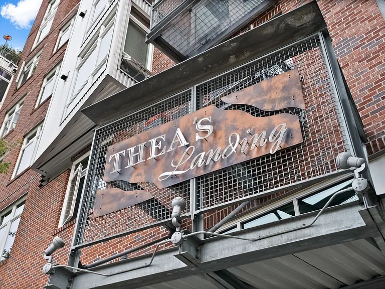 Theas Landing — Photo 46
