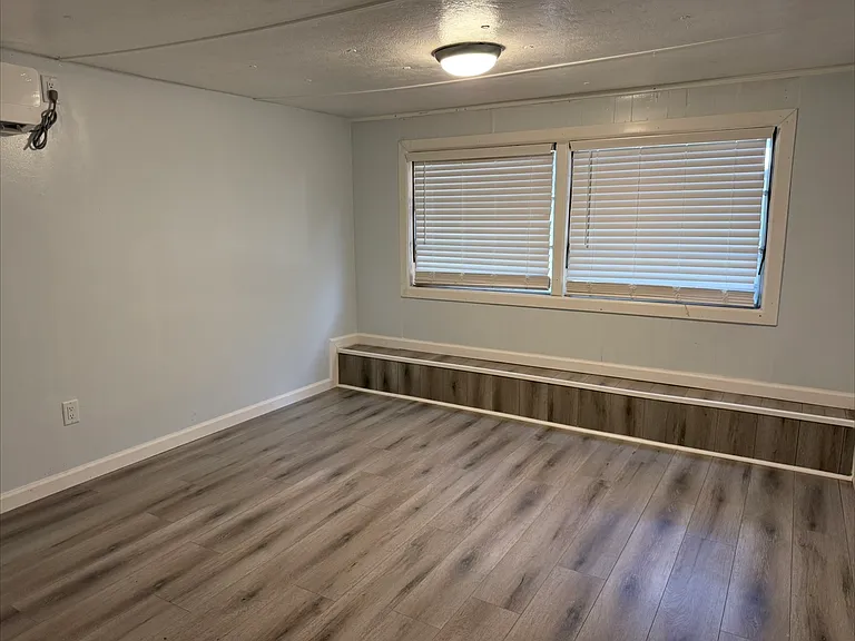 800 Denton Blvd NW #8 — Photo 5