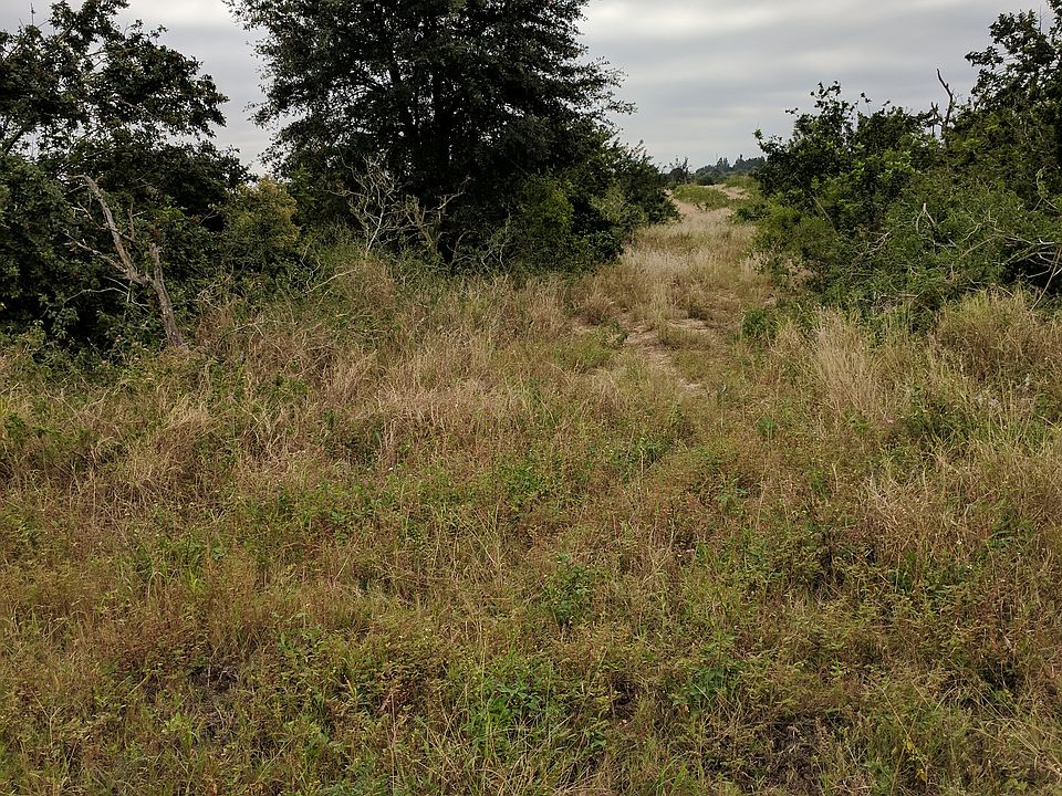 2nd image of 300 Stalnaker Rd