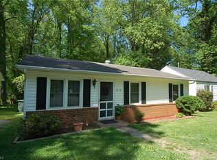 3852 Green Point Dr, Greensboro, NC 27407