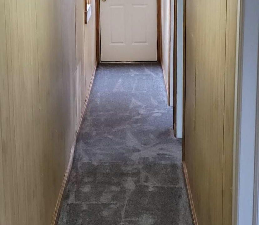 Hallway to bedrooms