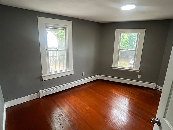 5th image of 467 Columbus Ave #2W