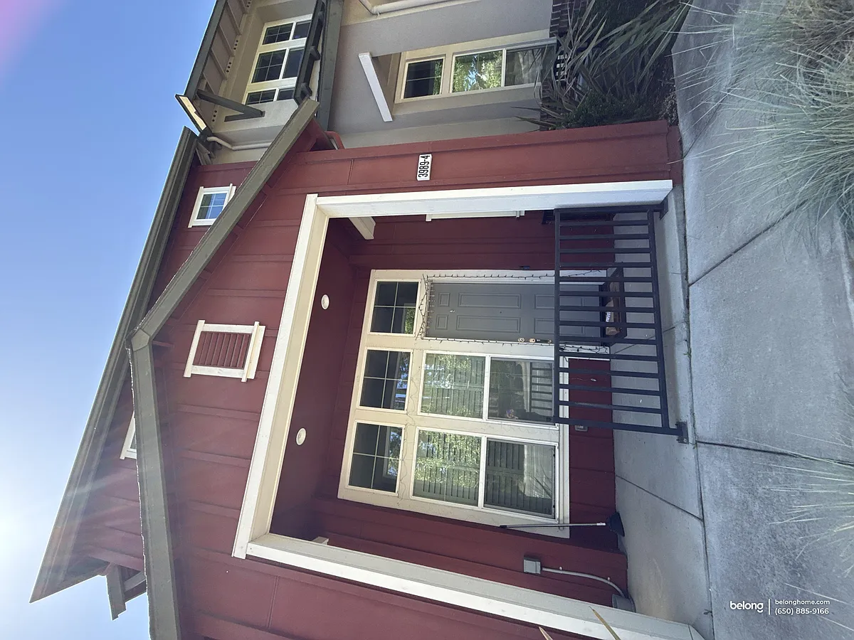 Building Photo - 3989 Portola Cmn #4