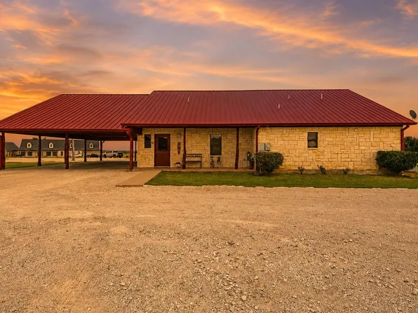 1590 Lawlis Ln, Sanger, TX 76266