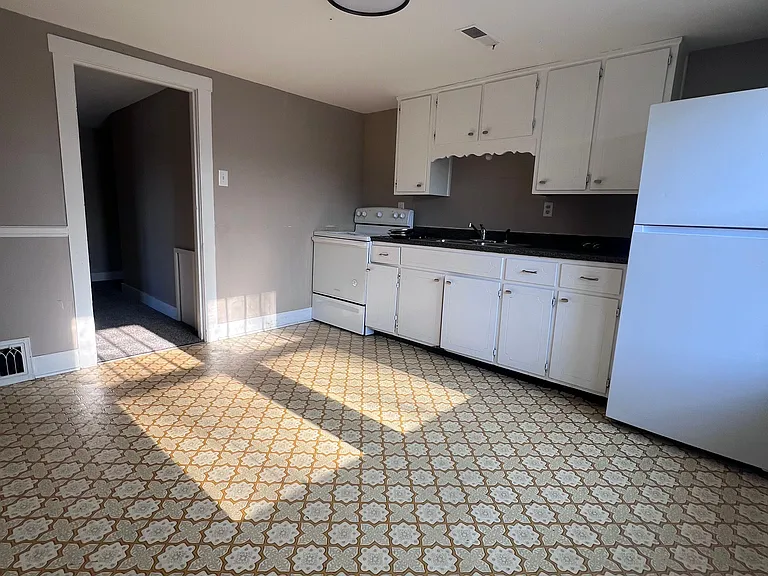 1005 Washington St #B — Photo 9