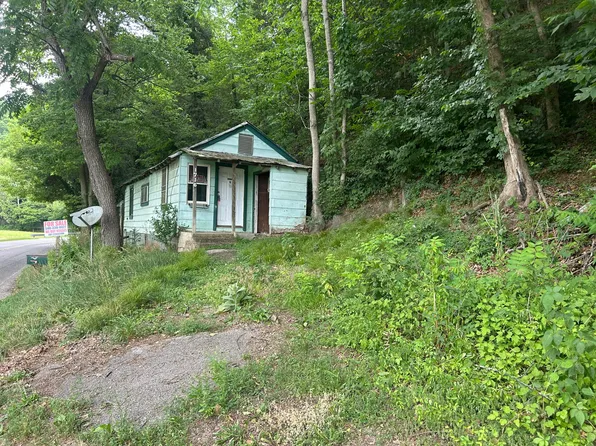 1716 Alleghany Spring Rd, Shawsville, VA 24162