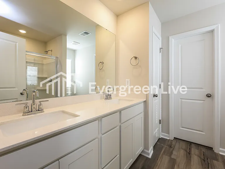1364 Hugh Mack Ct — Photo 10