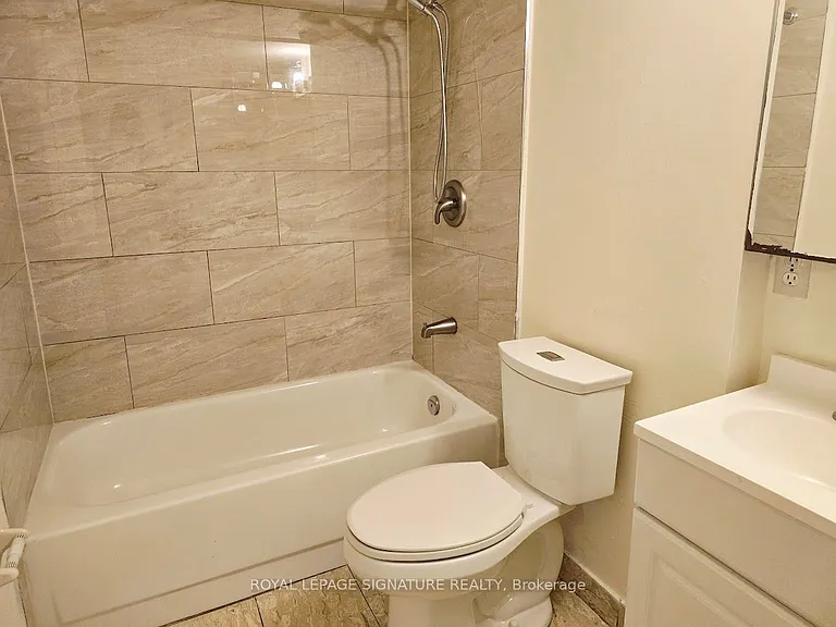 41 Markbrook Ln #213 — Photo 23