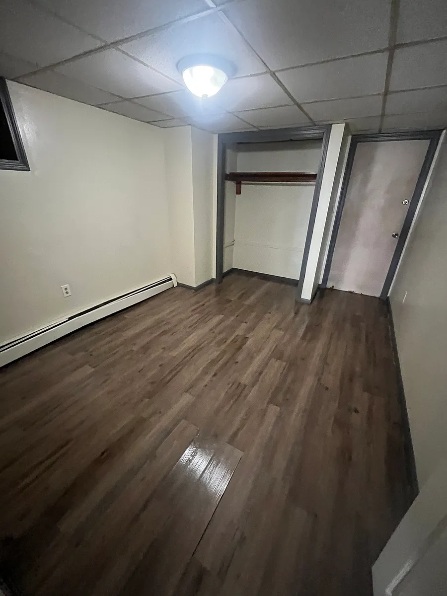 Building Photo - 1721 Smith St #1