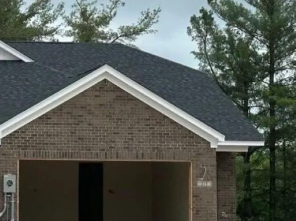 319 Breckinridge Cir, Vine Grove, KY 40175
