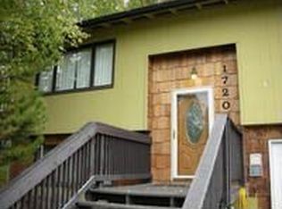 17208 Baronoff Ave, Eagle River, AK 99577