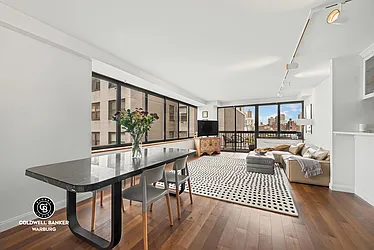 Rented by Coldwell Banker Warburg