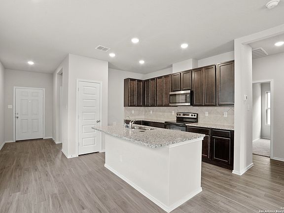 2nd image of 2422 Redlove Drive