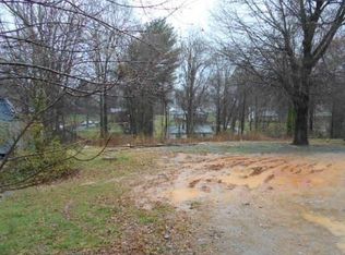 4587 Garden St, Winston Salem, NC 27105