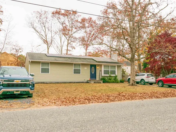 442 Spruce Ave, Galloway, NJ 08205