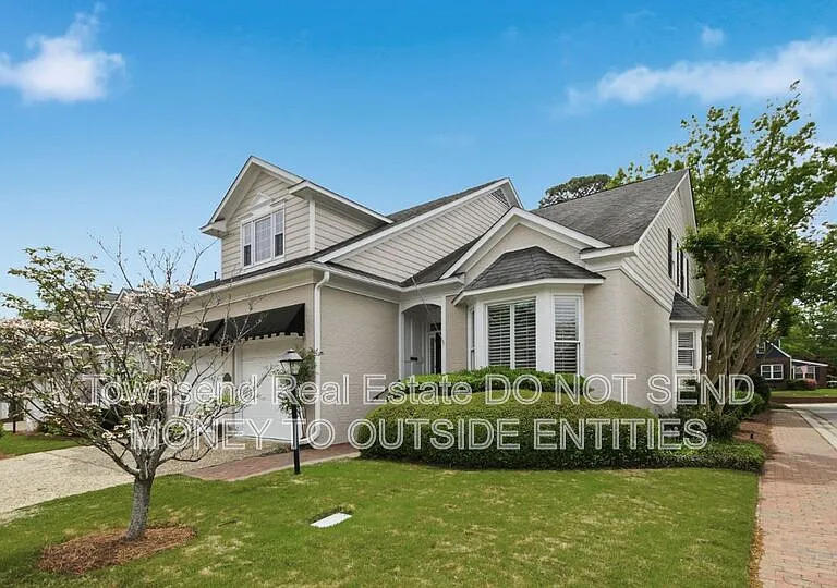 200 Litchfield Pl — Photo 2