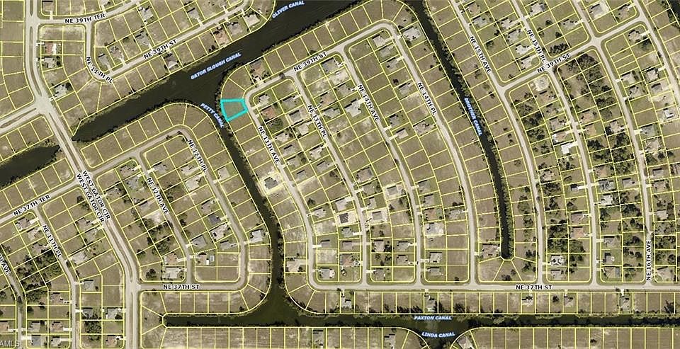2nd image of 3754 NE 13th Ave