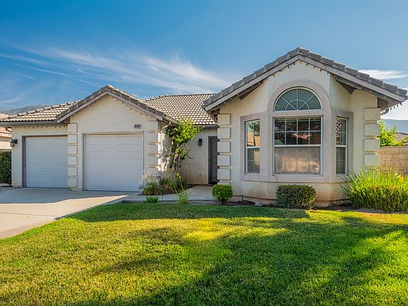 3rd image of 2698 W Sunset Ln