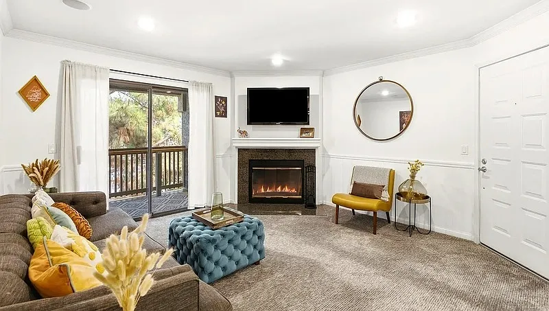 1 bed, 1.0 bath, 704 sqft, $1,800 — Photo 4
