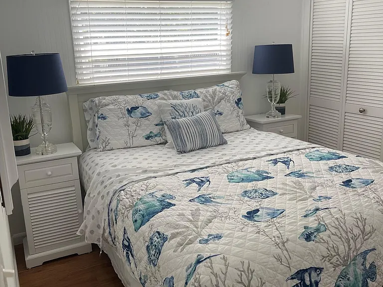 11330 S Indian River Dr #11 — Photo 8