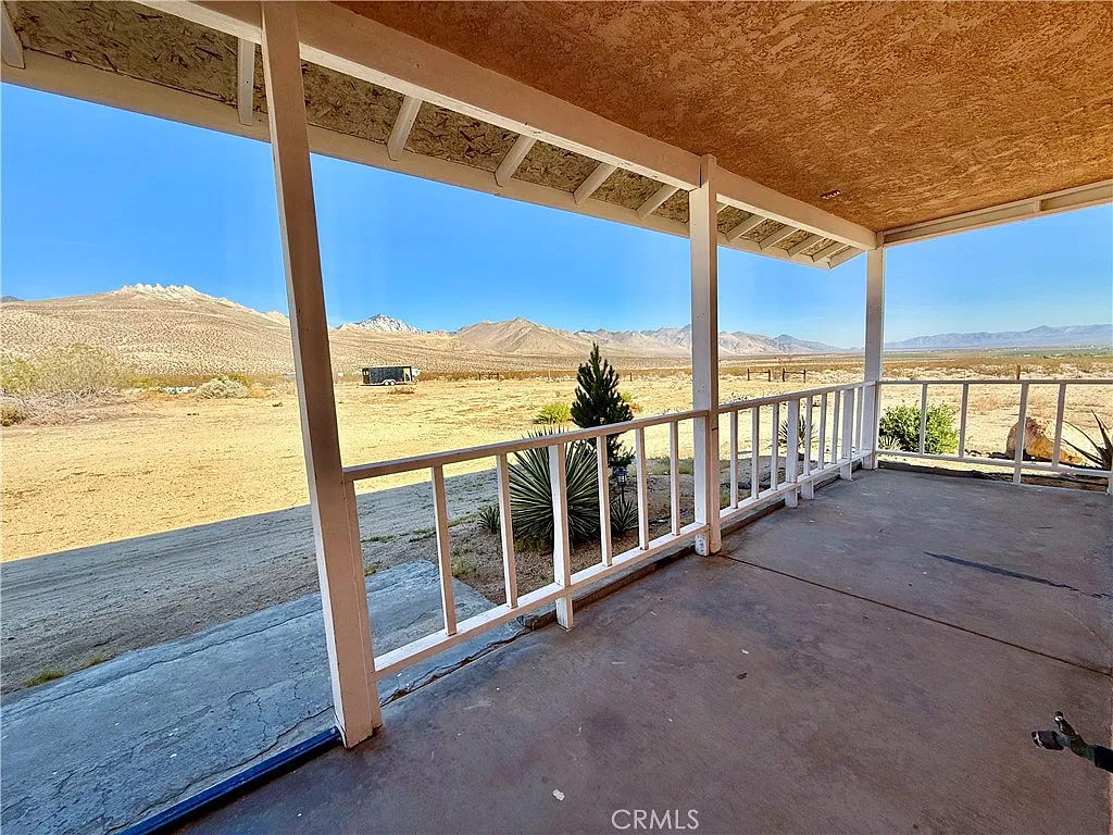 2 bed, 1026 sqft, $1,650 — Photo 2