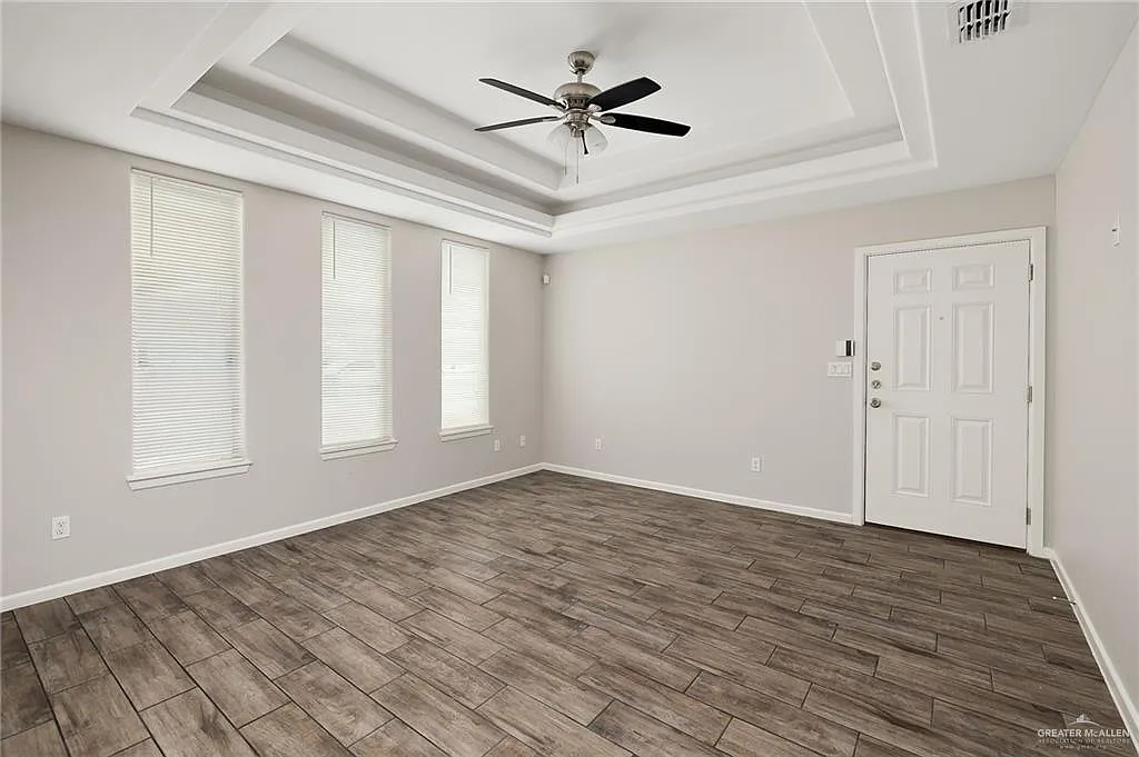 Building Photo - 1416 Alta Vista Dr #1