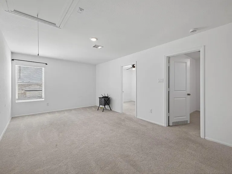 1519 Twilight Green Dr — Photo 27