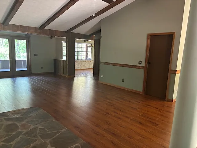 3 bed, 2000 sqft, $2,250 — Photo 4