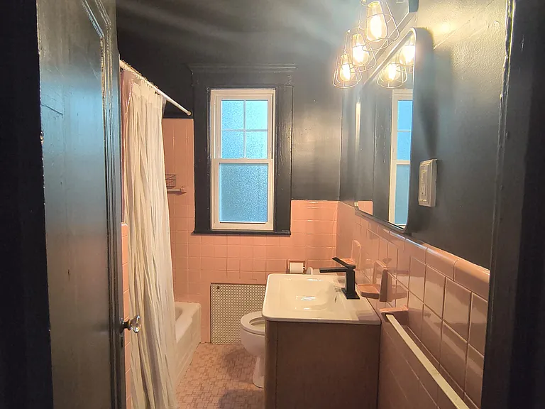 160 Main St #2 — Photo 13