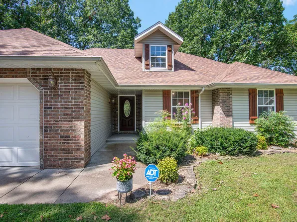 1496 S Alice Gayle Circle, Nixa, MO 65714