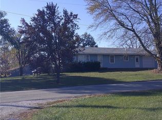 26755 W 215th St, Spring Hill, KS 66083