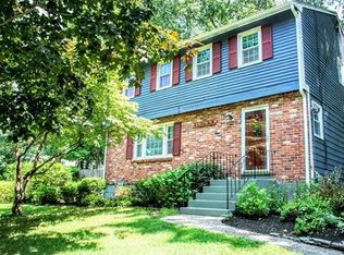 3 Meadowbrook Rd, Franklin, MA 02038