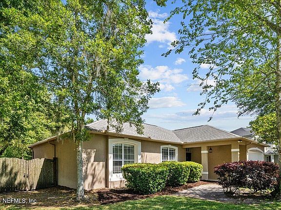 3rd image of 13041 VIBURNUM Drive S
