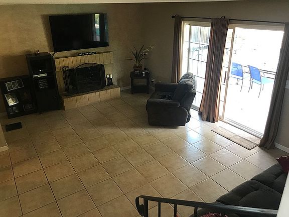 3rd image of 8190 Canyon Oak Dr