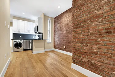 Rented by Cooper & Cooper Real Estate