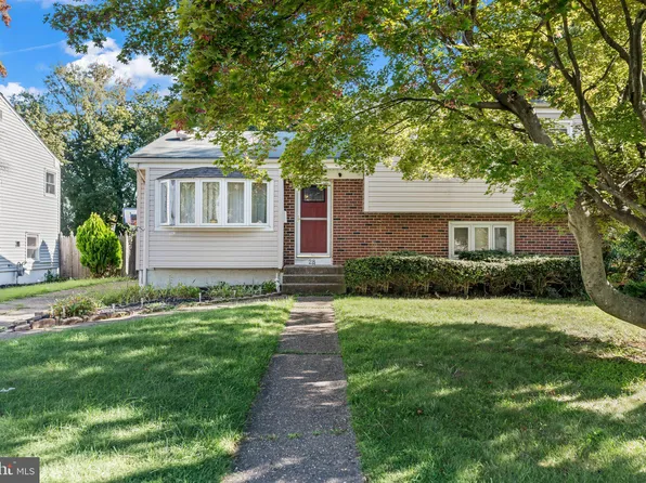 28 Dixmont Ave, Ewing, NJ 08618