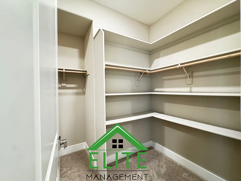 3004 Mulvaney Ave — Photo 28