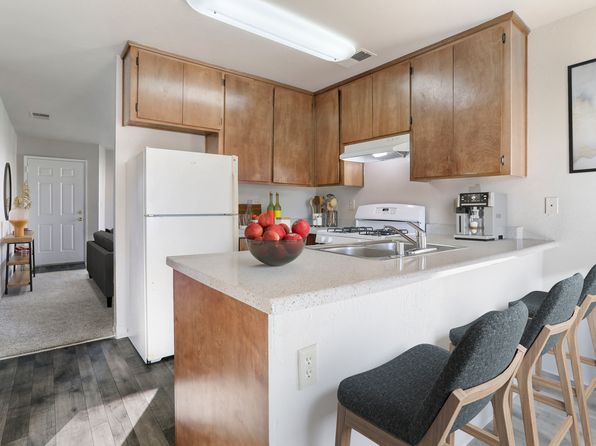 198 Northgate Dr, Manteca, CA